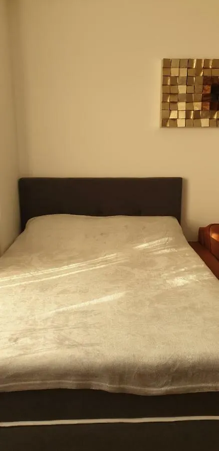 Apartment Студио Тони Varna
